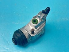 Datsun 520 620 720 Pickup Front Left Wheel Brake Cylinder Genuine NOS