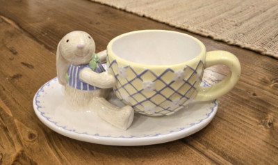 Hallmark Easter Bunny Rabbit on Plate Saucer Holding Cup Set Yellow Purple