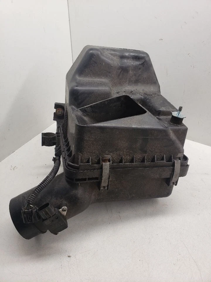 Воздухоочиститель 2,0 л без Pzev подходит для 12-14 IMPREZA 1417903 - Изображение 2 из 4