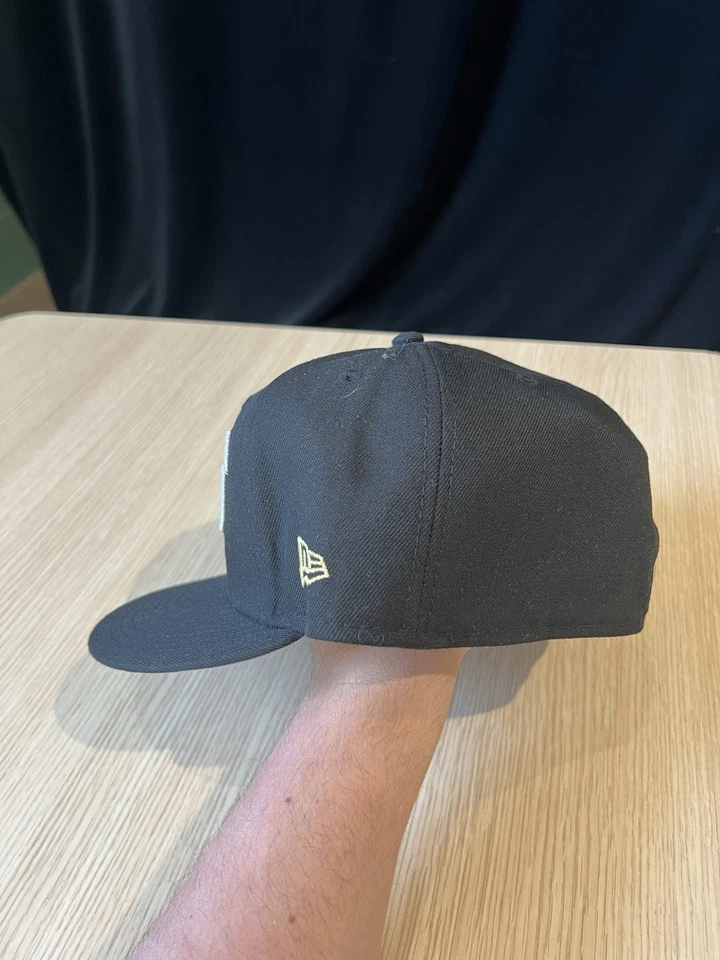 Los Angeles Angels 40th Season Hat Black Gold Logo New Era 59FIFTY Fitted 7 3/4 - Image 4 of 4