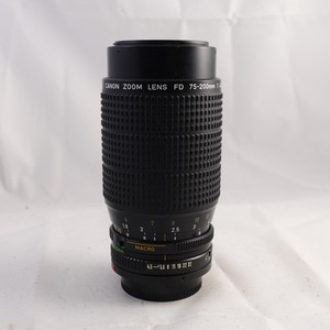 Canon FD 75-200mm F4.5 Manual Focus Zoom Macro Lens - Fungus