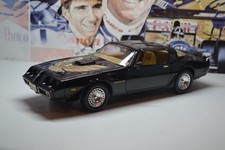 ROAD SIGNATURE - 1979 PONTIAC TRANS AM  - BLACK - 1/18 SCALE MODEL CAR - UNBOXED