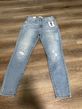 NEW Denizen by Levi  s high rise skinny distressed jeans size 6