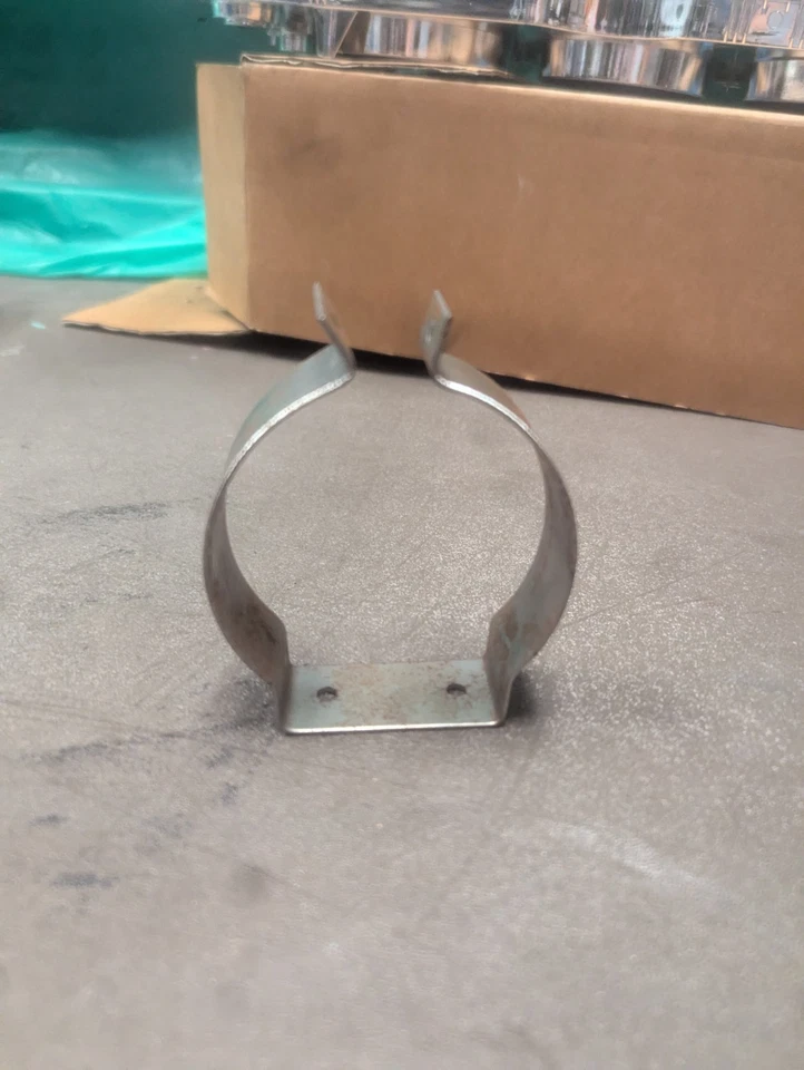 Olds Cutlass 1968-1969 nueva abrazadera de manguera de guardabarros interior 442 Oldsmobile Vista Cruiser Foto 4 de 4