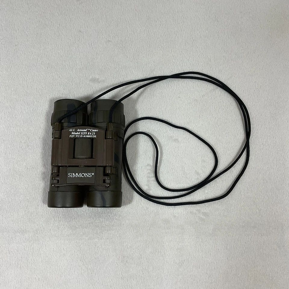 Simmons All Around Camo Pocket Binoculars 1135 8x21 FOV 372ft@1000yds Compact - Image 2 of 4