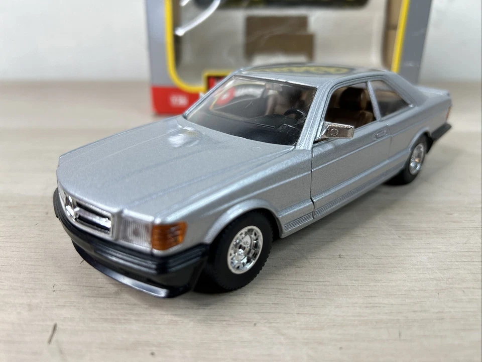 MERCEDES-BENZ 500 SEC / SILVER BBURAGO 1:26 SCALE DIECAST #1924 ROUGH BOX - Image 4 of 4