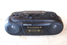 soundesign auto reverse am-fm radio stereo cassette player  4635blk