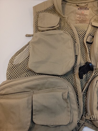 Master Sportsman Tan L Vest Fishing/Hunting/Traveling/-Vest With Tackle - Picture 3 of 7