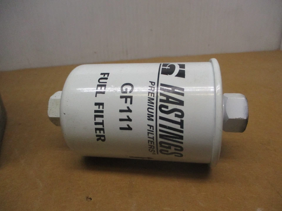 Filtro de combustible en línea HASTING GF111 (Wix 33481) Foto 2 de 2