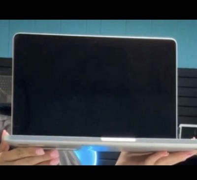 Apple Macbook Pro 13''MF839LL/A (2015) 2.70 GHz i516GB 128GB SSD WiFi