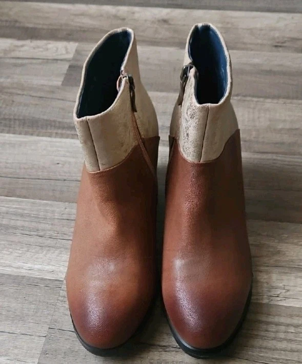 Botas de tornozelo femininas ELITE By Corkys JOYFUL couro marrom e dourado tamanho 9 em excelente estado usado - Imagem 3 de 4