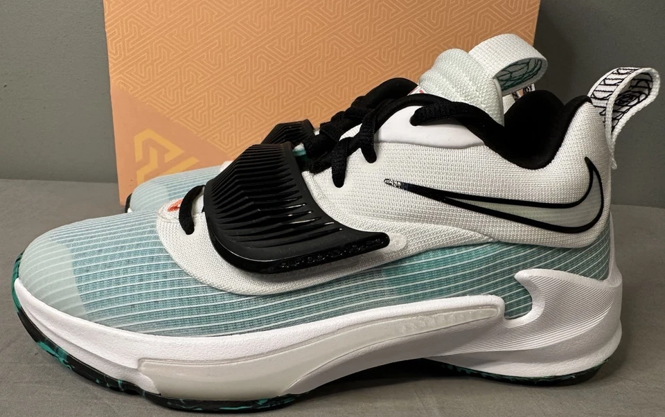 Nike Zoom Freak 3 (GS) Clear Emerald Sneakers DB4158-101 Youth Size 5Y - Imagem 2 de 4