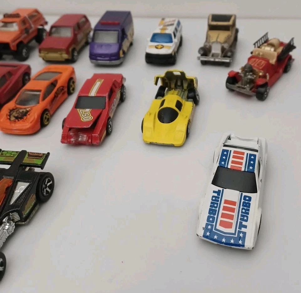 13 VTG 1970s 80s 90s HOT WHEELS & MATCHBOX Vehicle ASSORTED LOT CARS vans Trucks - Image 4 of 4