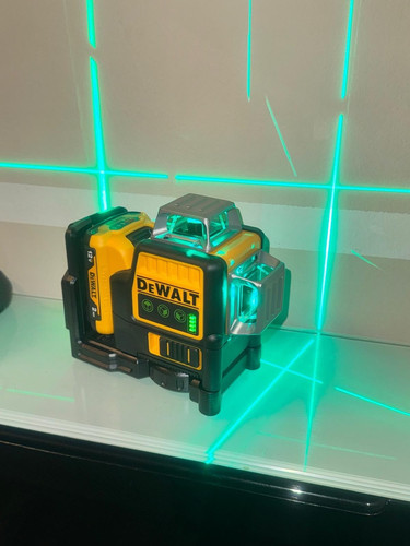 DEWALT 3x360 Multilinien Laser Grün - Bild 1 von 5