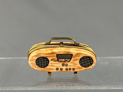 Limoges France  RADIO BOOMBOX Porcelain Peint Main 2'' Trinket Box
