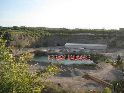FOTO GROVESEND STEINBRUCH DIE MATERIALIEN, DIE HIER IN HANSONS TYTHERINGTON SIT hergestellt werden