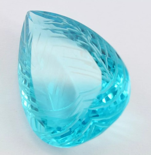 Piedra preciosa suelta certificada topacio azul tallada en forma de pera natural de 136 quilates - Imagen 3 de 5