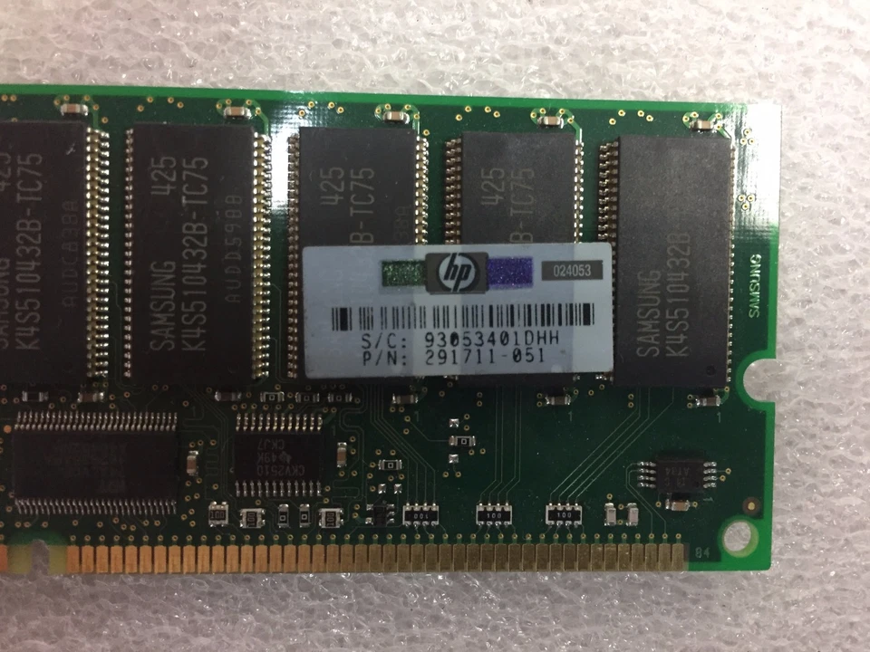 1 x 2GB SYNC SAMSUNG M390S5658BT1 C7AQ0 291711-051 SERVER RAM ECC 133MHz - Image 2 of 3