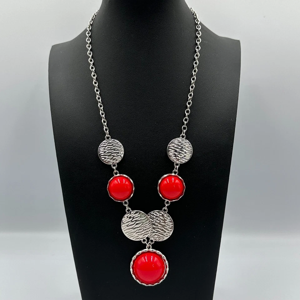 Statement 项链 银色 锤形圆盘 红色凸圆形厚气泡 22 英寸 — 第 4/4 张图片