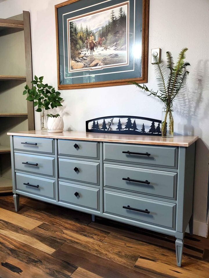 9 Drawer Dresser- Distinctive Furniture by Stanley Refinished | eBay