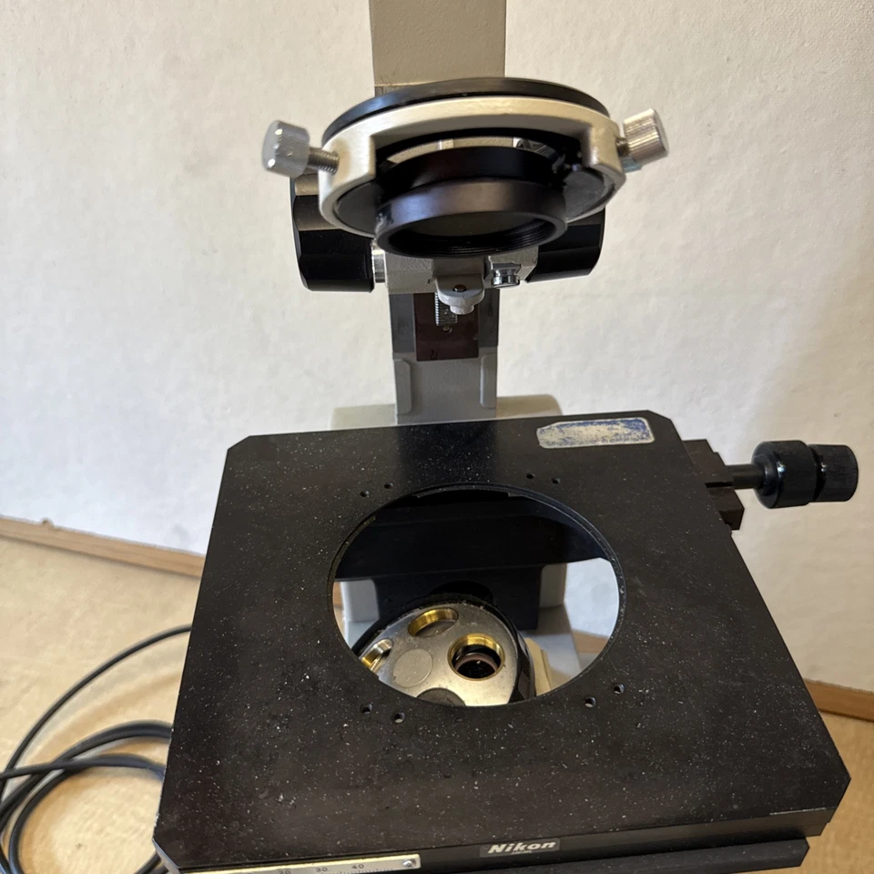 Base de microscopio invertida Nikon Diaphot solamente Foto 3 de 4