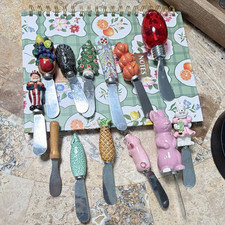 Stainless 11pc Figural Ceramic Handle Butter ...