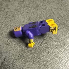 Lego DC Comics Batgirl Minifigure, Purple NO Belt Or Cape 70902