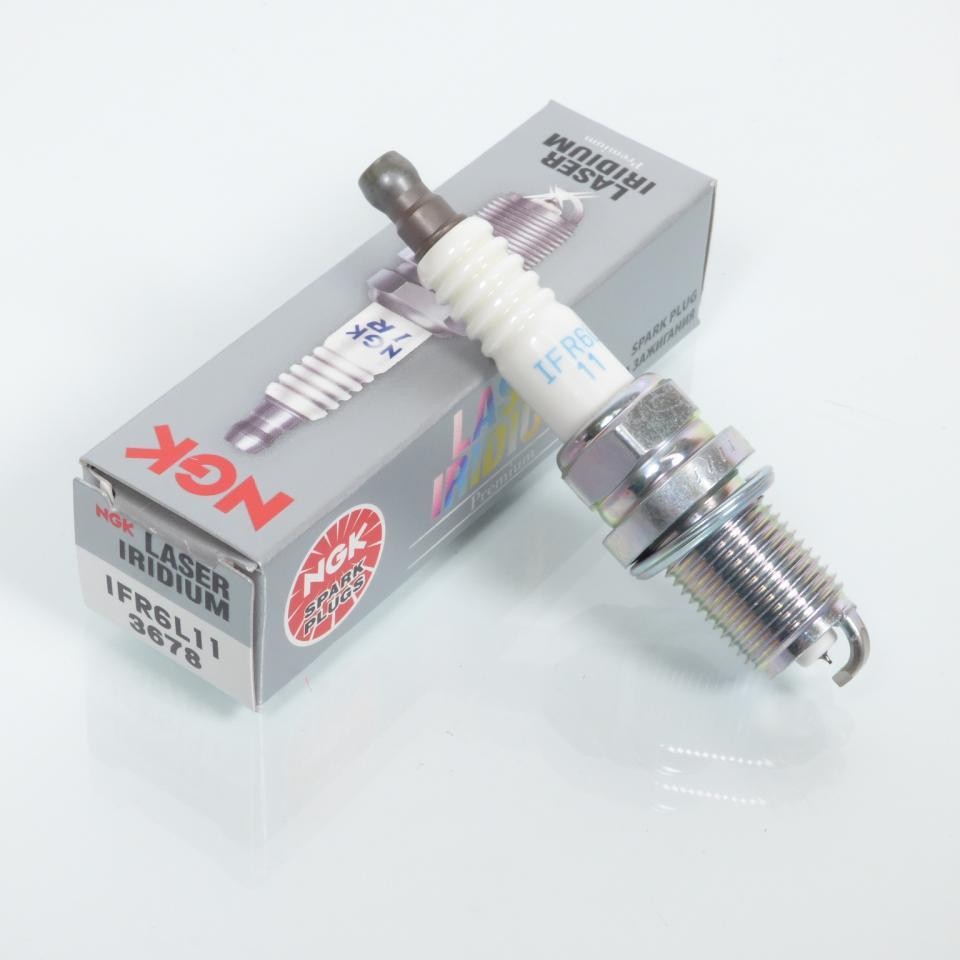 Bougie NGK IFR6L11 3678 quad Honda 680 TRX FA rechange neuf