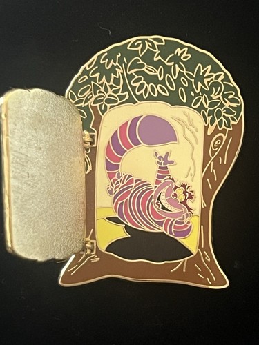 DS Disney Cheshire Cat Dressing Room Alice In Wonderland LE 250 Pin 2007 HTF - Picture 1 of 4