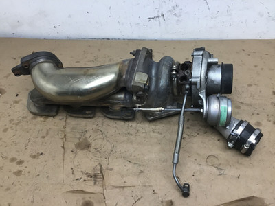 Mercedes SL550 R231 2013 4.6L Left Engine Turbo Turbocharger Manifold 13-19 :Y