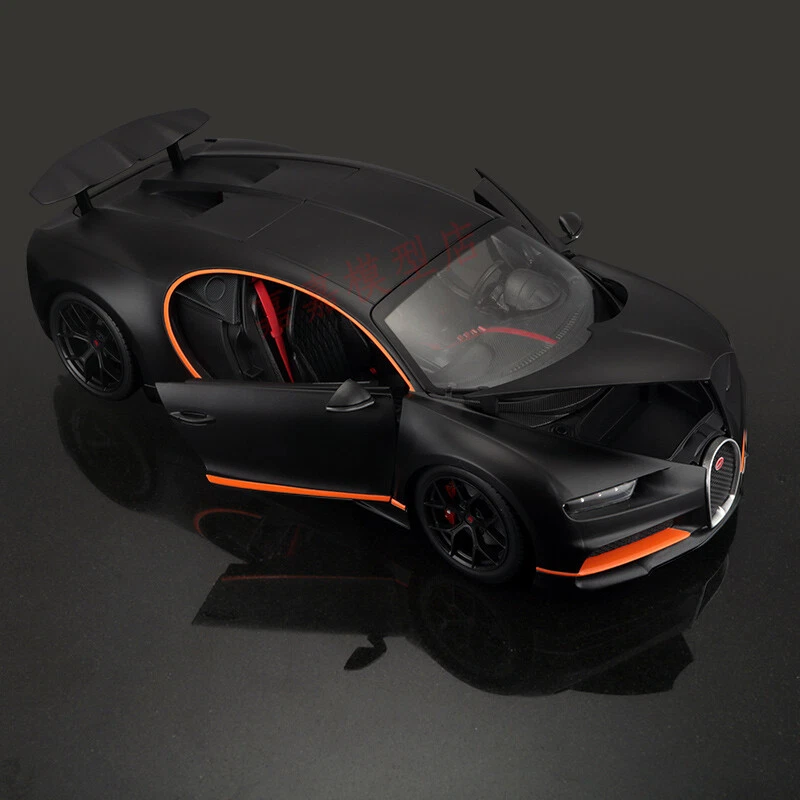 Bburago 1:18 Bugatti Chiron Sport Matte Black Diecast Model Racing Car - Image 3 of 4