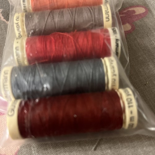 Gutermann Threads 100m - Picture 2 of 3