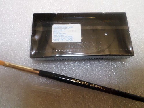 SHISEIDO EYEBROW & EYELINER COMPACT REFILL NEW & SEALED + BONUS BRUSH - Picture 2 of 3