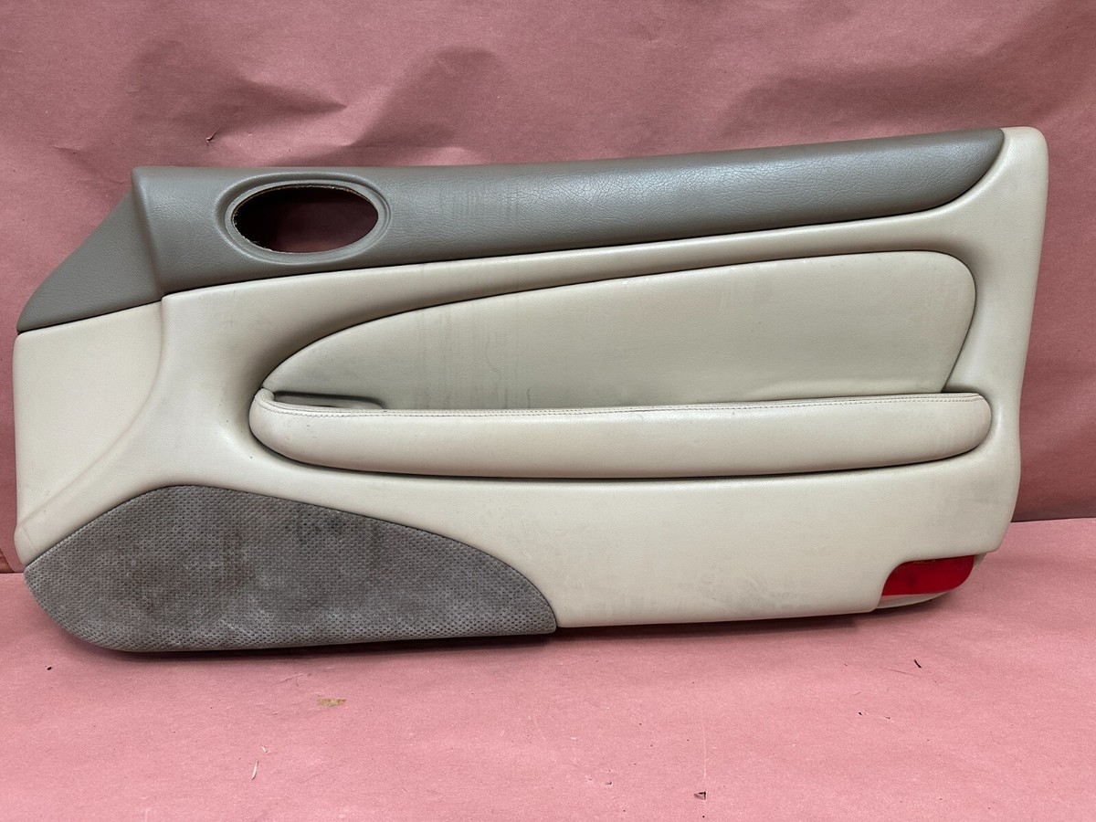 karman 出品 Jaguar XK8 XKR Front Right Interior Door Panel Cover Trim OEM 88K