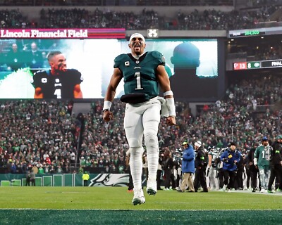 Jalen Hurts Jumping On Field Scream Philadelphia Eagles 8x10 NFL Football Photo
