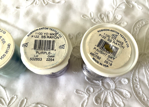 Nähgarn Set 8 Spulen Robison-Anton Textile Co 1100 Yards Rayon Mini K - Bild 7 von 11