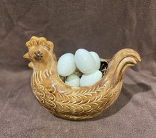 Pre Owned Gorgeous Ceramic Glazed Brown Hen With Eggs Decor