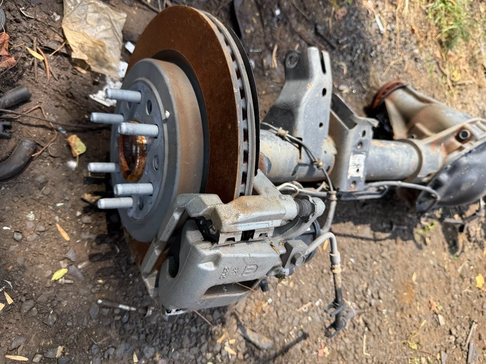 DIFERENCIAL CARCASA EJE TRASERO DODGE RAM 1500 OEM 19-24 Foto 3 de 4