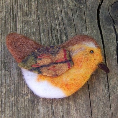 Nadelgefilzte Rotkehlchen Brosche / Anstecknadel