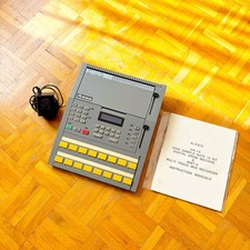 Alesis HR-16 (1988) drum machine with original manual p.supply and blue display!
