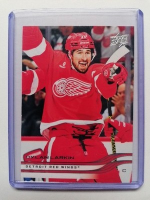 Trading Card NHL Saison 2025/26 UD Series 1 DYLAN LARKIN DETROIT RED WINGS 