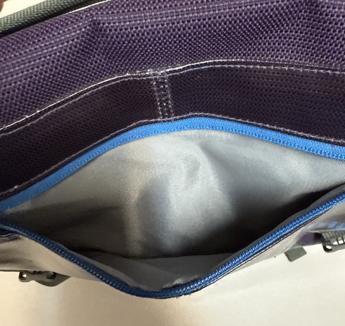 tumi alpha lejeune backpack  $5 gem! Thanks Salvation Army! Tumi Alpha Bravo Lejeune Backpack  Tote ! Gonna be an awesome flip! : r/ThriftStoreHauls