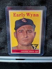 1958 Topps Early Wynn #100 Team Name in White