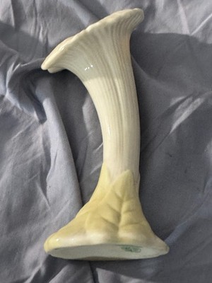Belleek FERMANAGH Cornucopia Spill Vase 5th Mark Slight Hairline Crack Used 8''