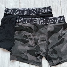 New Boy's UNDER ARMOUR Set Of 2 Polyester Blend Boxer Brief size M