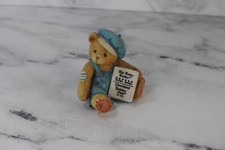 Cherished Teddies CUB E BEAR With Newspaper 1995 Symbol Of Membership CT001 NIB