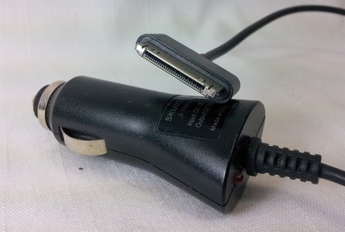 iPhone 4 Auto Ladekabel sku03400 2-130524 5 VDC 1A Zigarettenanzünder Adapter - Bild 2 von 5