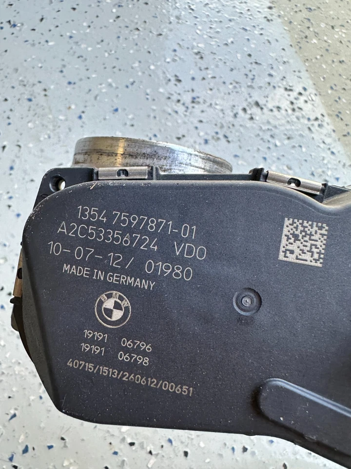 F30 F32 BMW 335i 435I 535i 740i N55 2013-2016 carrocería del acelerador 13547597871 7597871 Foto 3 de 3