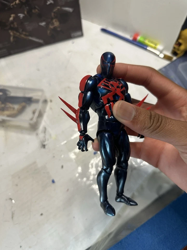 Mafex Custom Spider-Man 2099 (LEIA A DESCRIÇÃO) - Imagem 2 de 4