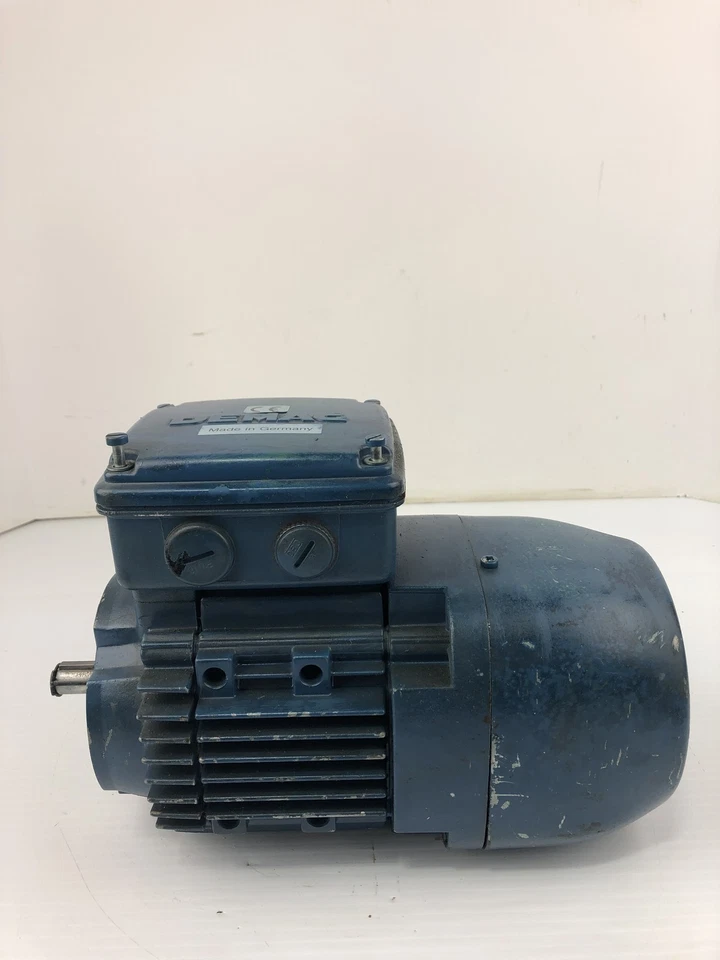 Mannesmann Demag KBV71 Motor 0.093/0.48HP Frame B 8/2 810/3350RPM 3PH 230V - Image 4 of 4